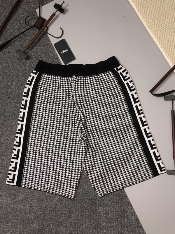 ブランドハーフパンツ着用イメージ